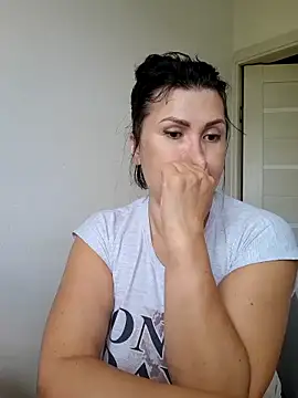 roxolanaa_sexy - ROXOLANAA_SEXY's free webcam - UK Sex Cams