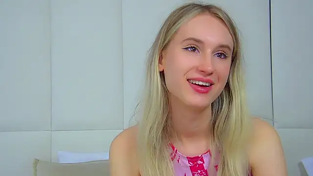 live nude webcam VictoriaHopsons