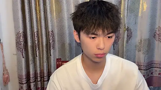 xiaottt1918 webcam