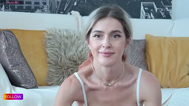 Sarah-Hart webcam