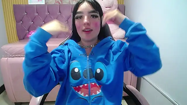 charlotte_zoe_ch webcam