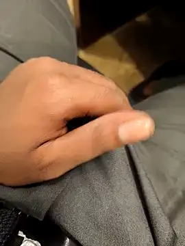 hotboy43339 webcam