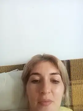  LustForEvee chat room