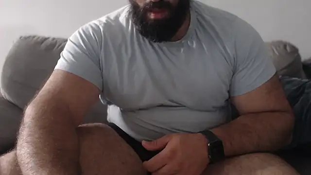 hugemachohandsome