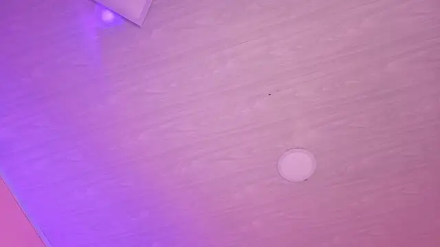 Aknasty_ webcam