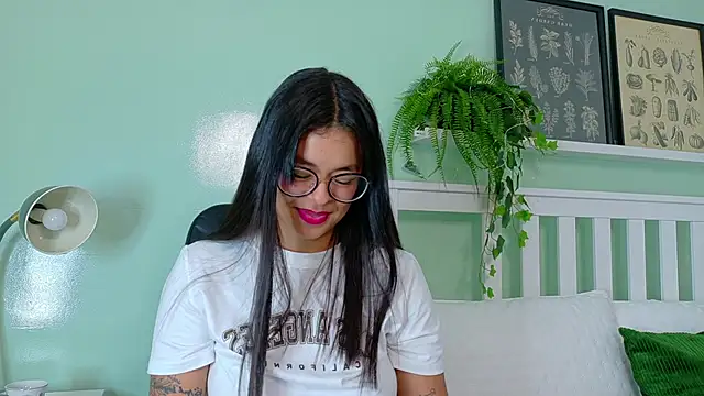 ALASKA_JONES webcam