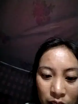 Webcam Model (Maipm18)  is live.Free join now!