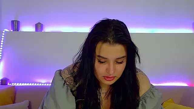 SaraOswald webcam