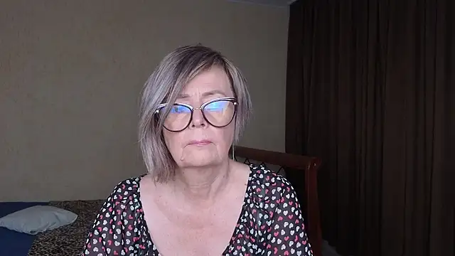 Grace_Grove webcam