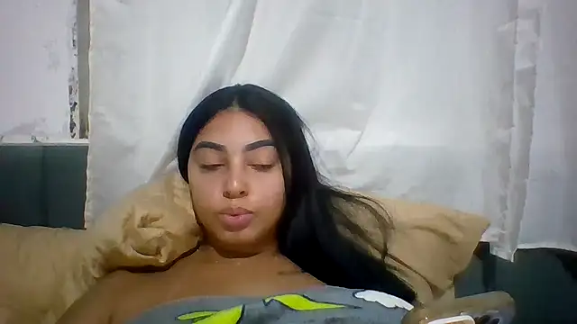 Nandinha777 webcam