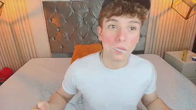 TaylerWhite webcam
