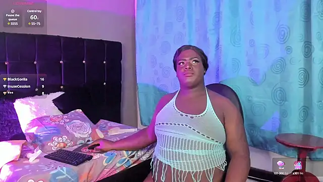georgina-curvy webcam
