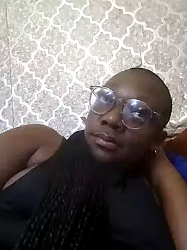 InoccentSlut webcam
