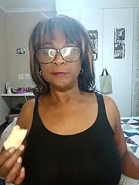 hotgrannyx - Hotgrannyx's free webcam - UK Sex Cams