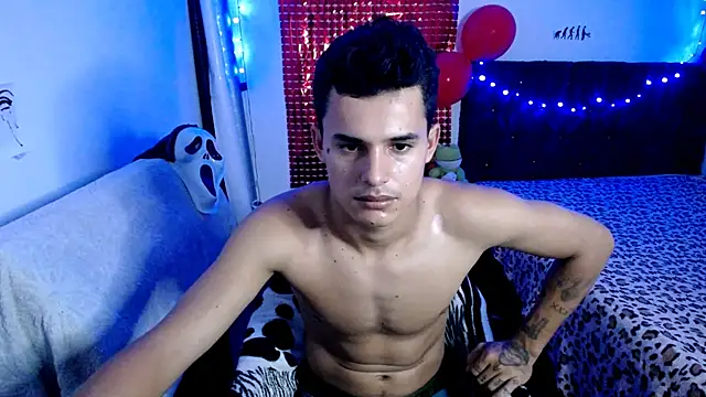 freddy_romas webcam