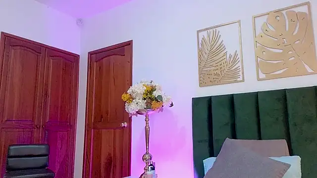 adult sex cam SeleneLujan