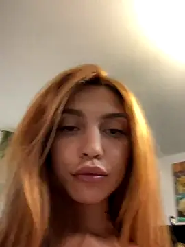 Discover AshleyLux from StripChat