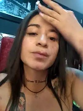 chat cam to cam Alona Evans