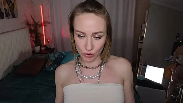 VeronicaRoss