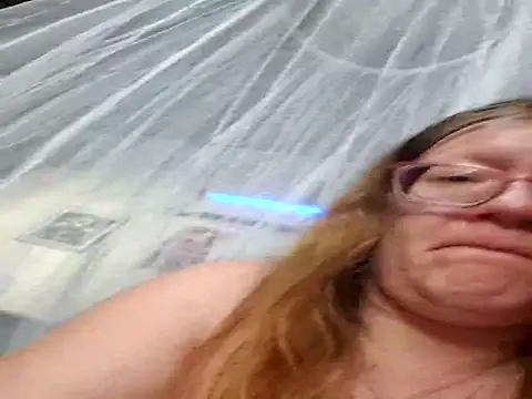 Lilirose-63 webcam