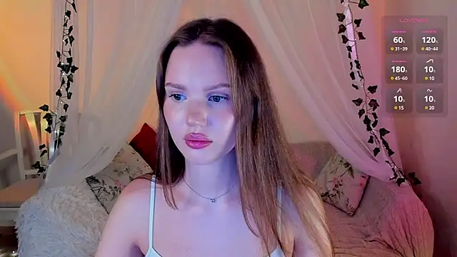 MishkaMe webcam