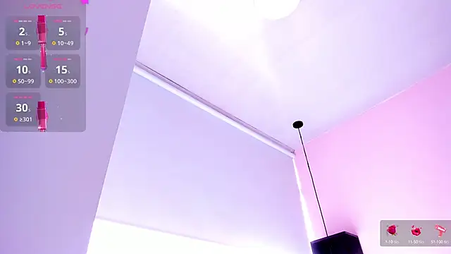 violet_myerrs webcam