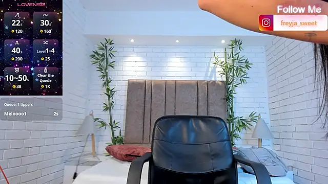 freyja_sweet_ webcam