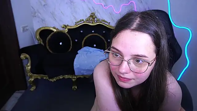 SophieDreamss webcam