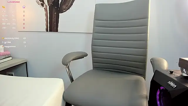 Karlla_Brown webcam