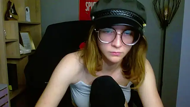 juicyPenny webcam
