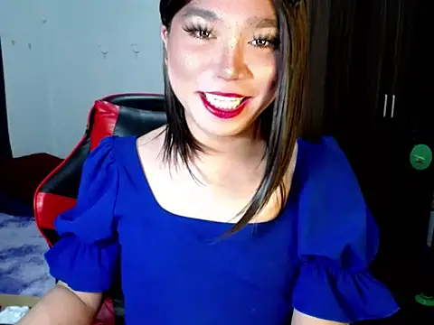 Urassiansweetcummer webcam