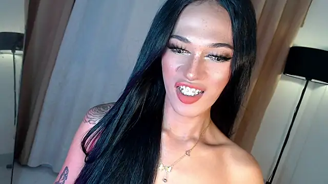 Lust-sluttymira webcam