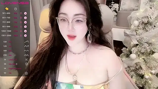 Monica-888 webcam