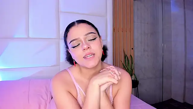 lilboonew - LilBoonew's free webcam - UK Sex Cams