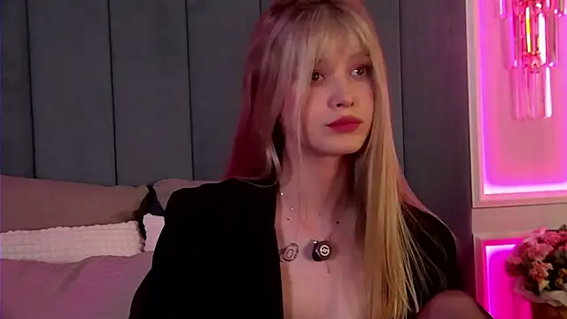 BellaSecrett webcam