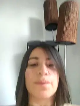 Alona_Evans