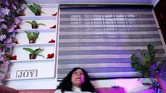 Liaa_Peach webcam