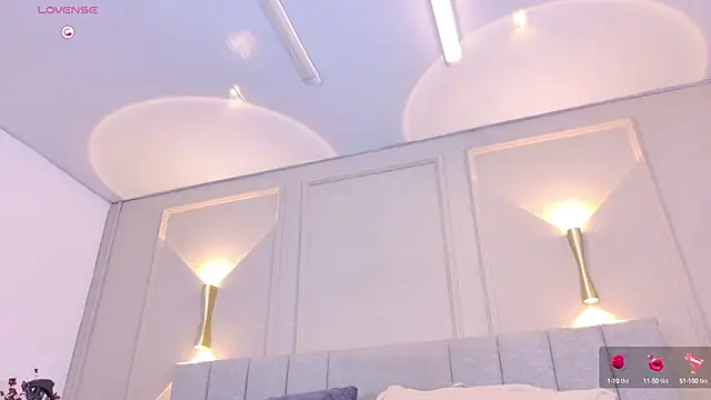 april_rousse webcam