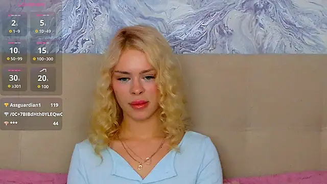 MiaMaybrook webcam