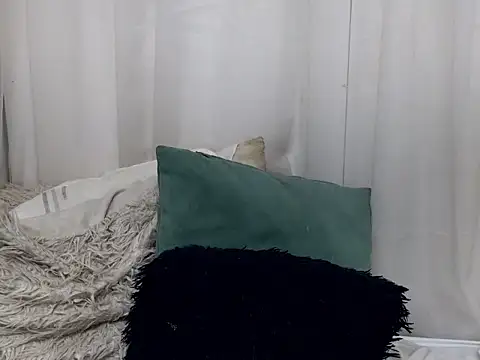 ninaa_fox