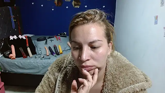layanafuckhardass webcam