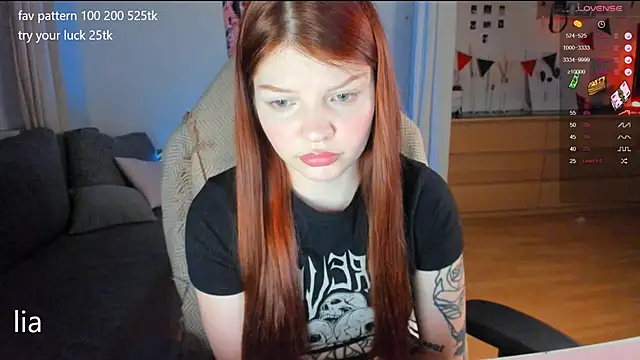 lil_lia - Lil_lia's free webcam - UK Sex Cams