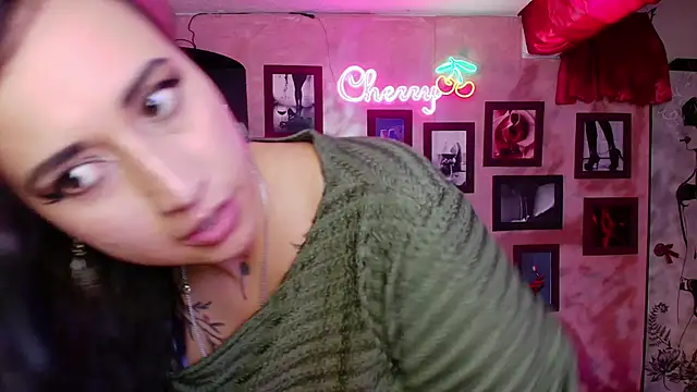 cherryy_bombshelll webcam