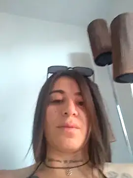 Alona_Evans