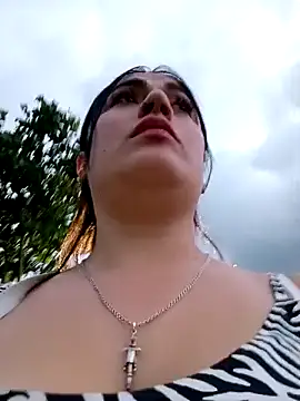 Lesly_10- webcam