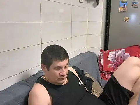 SpartacusDaddy48 webcam
