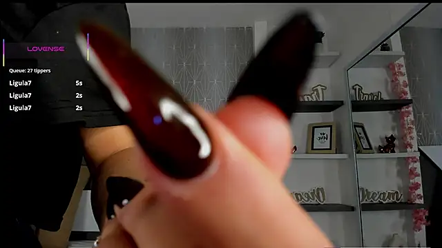 web cam live Celine Lee