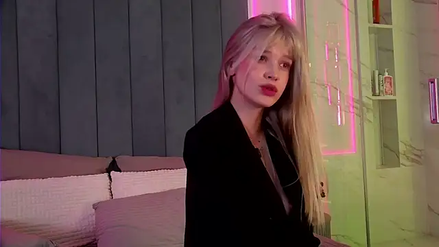 BellaSecrett webcam