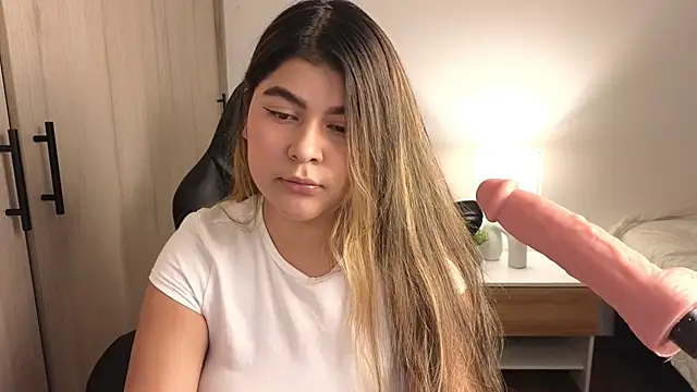 emmalee_01a webcam