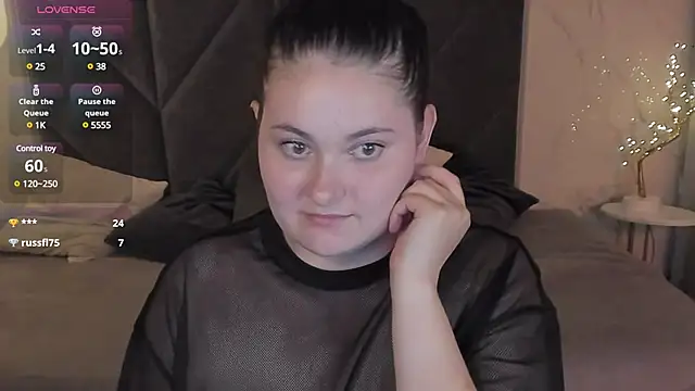 AlisonShyBaby webcam
